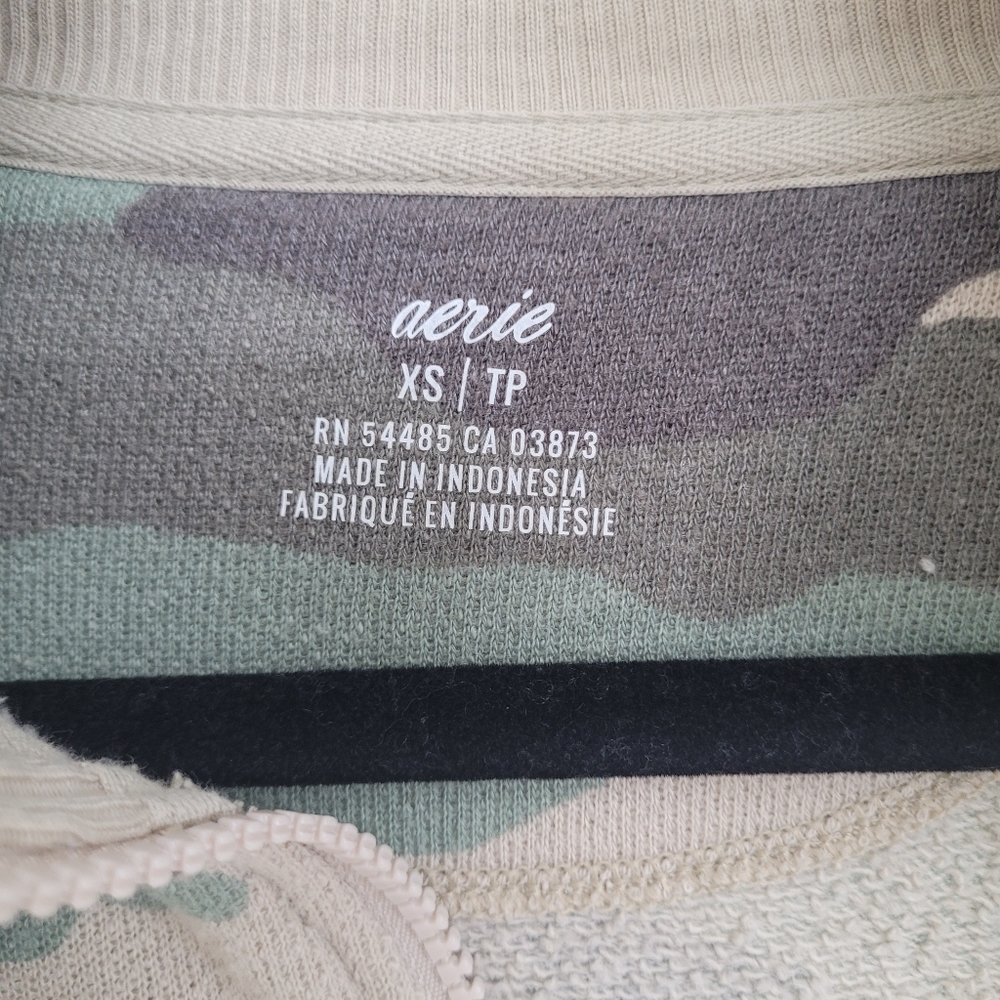 AERIE Good Vibes Pullover Camo Sweatshirt Zip ** XS ** EUC !! - Picture 3 of 4